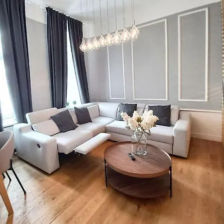 Concierge Hala Koszyki דירה
