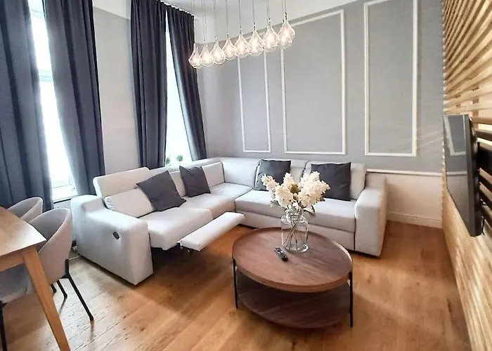 Concierge Hala Koszyki شقة